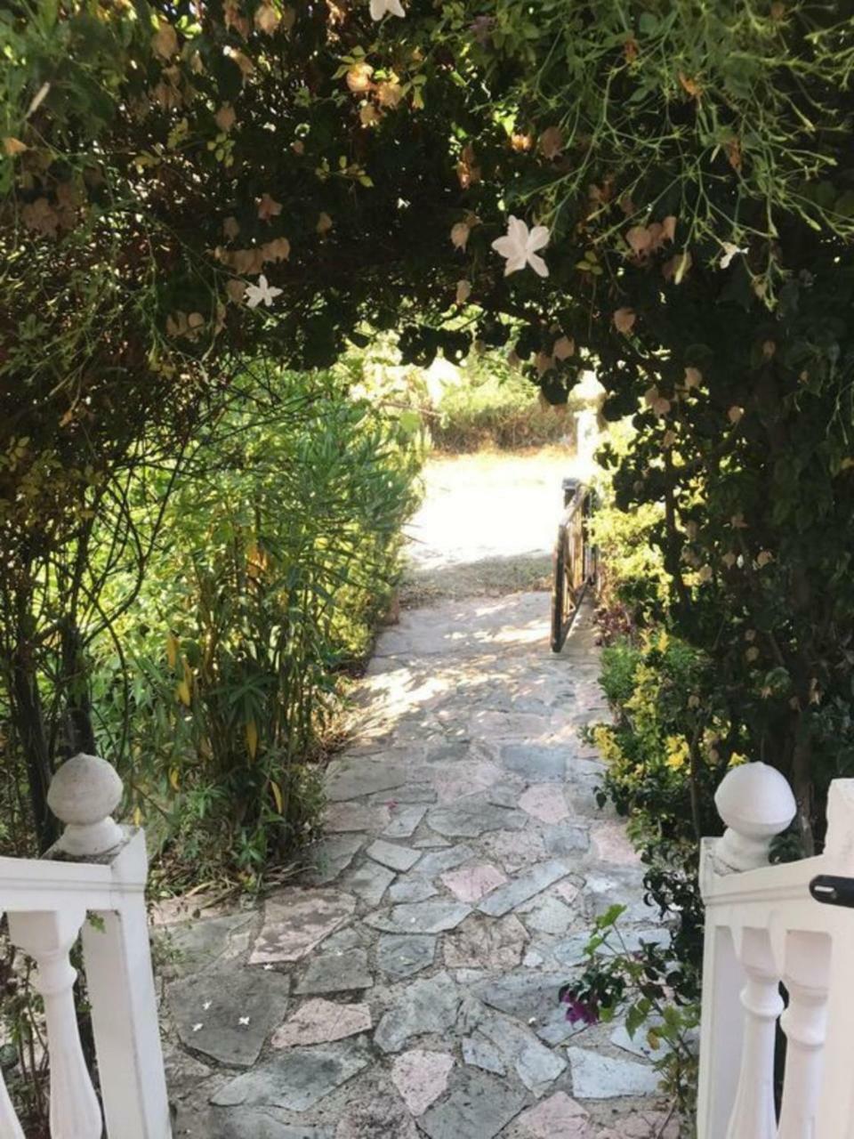 2 Bed House With Mountain View Διαμέρισμα Αλυκών Εξωτερικό φωτογραφία