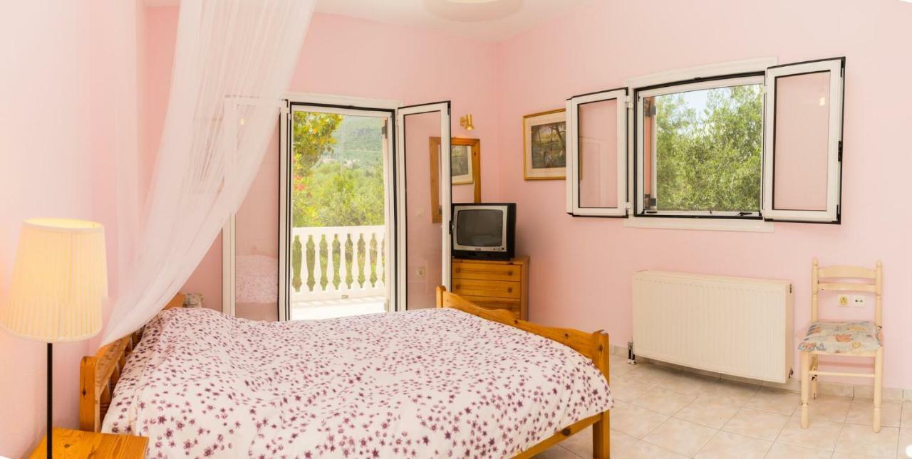 2 Bed House With Mountain View Διαμέρισμα Αλυκών Εξωτερικό φωτογραφία