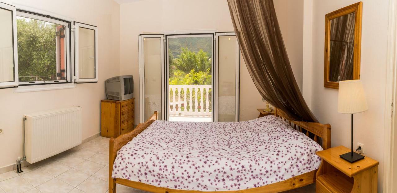 2 Bed House With Mountain View Διαμέρισμα Αλυκών Εξωτερικό φωτογραφία